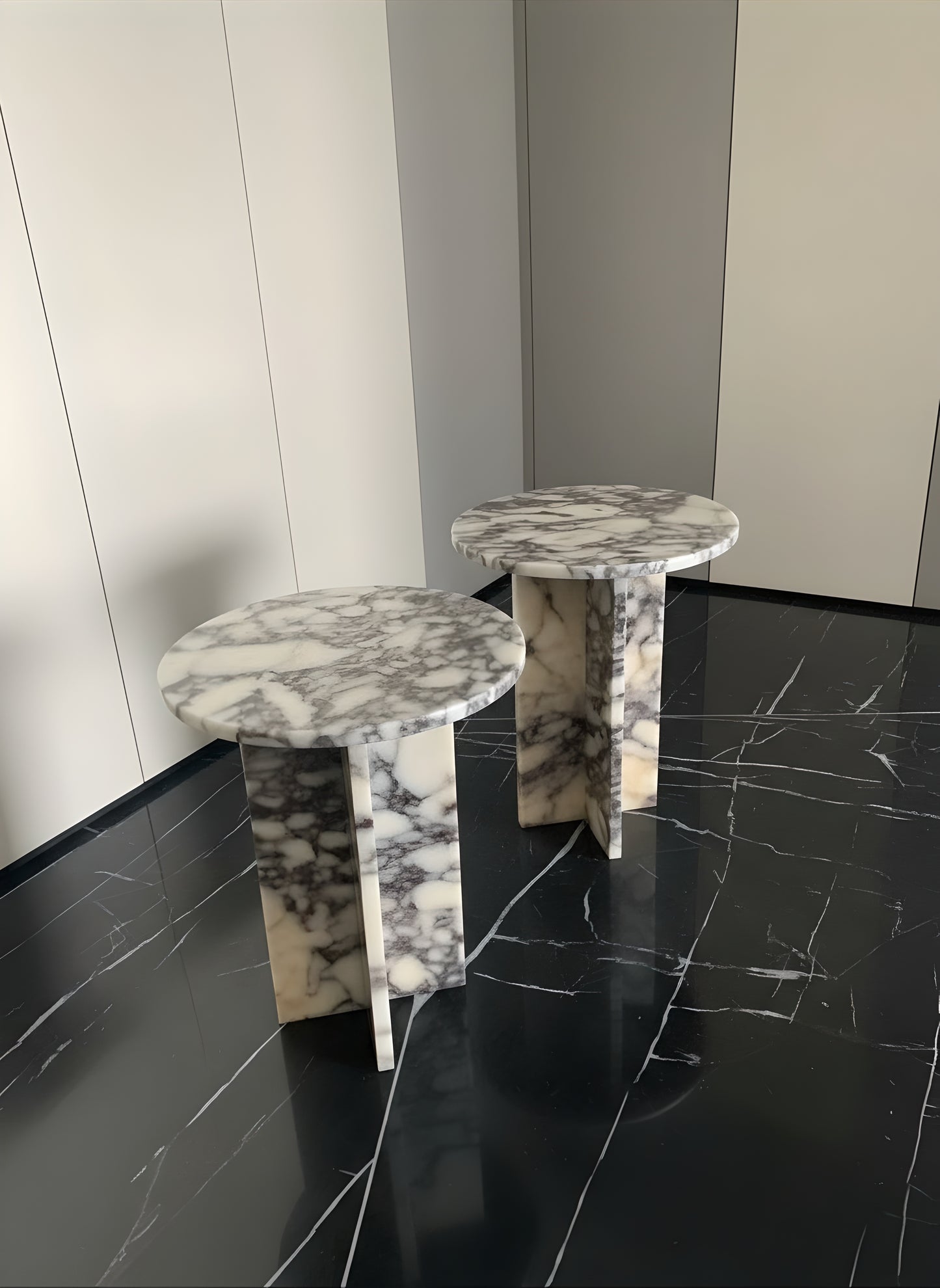 Luxury Calacatta Viola Marble Round Side Table – Handmade Pedestal Design